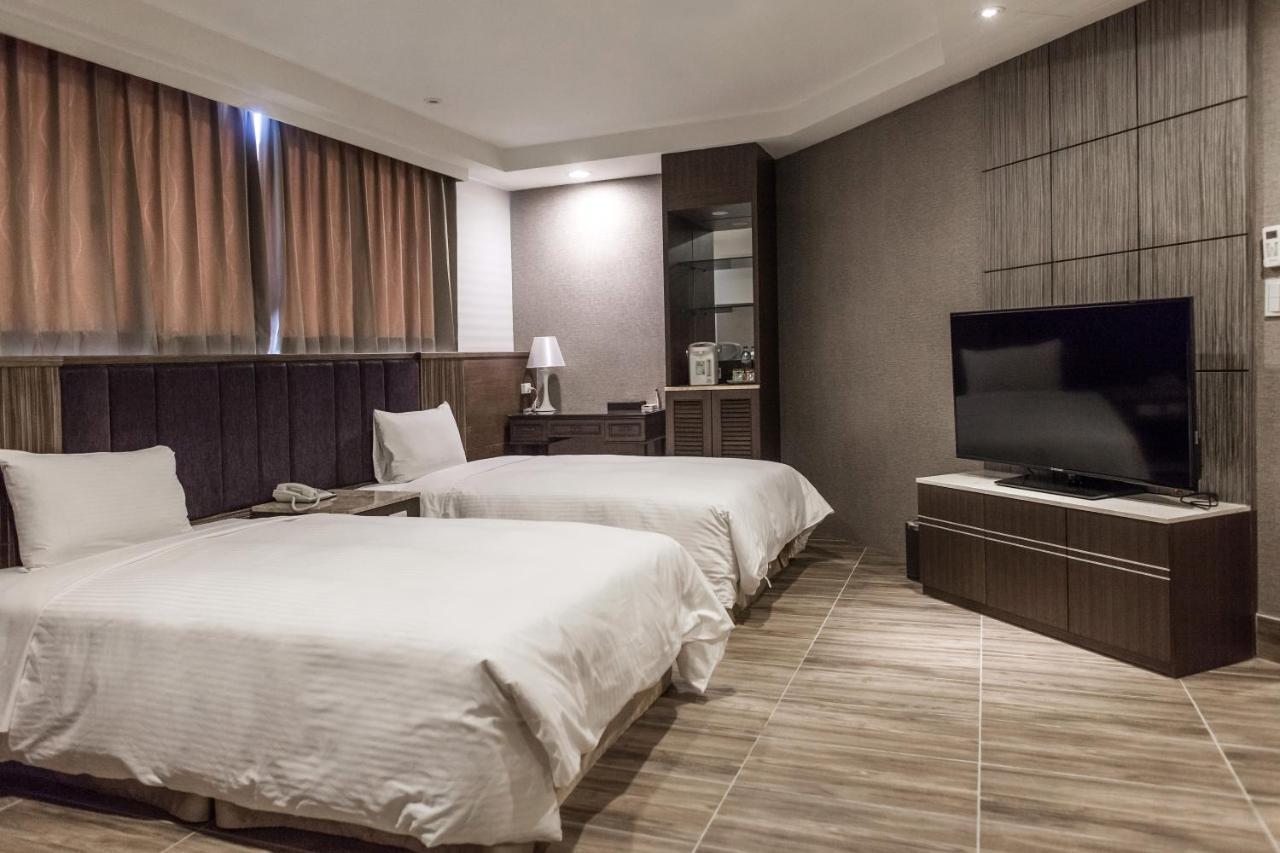 Maple Hotel Second Branch Tajnan Kültér fotó