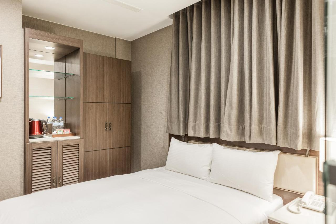Maple Hotel Second Branch Tajnan Kültér fotó